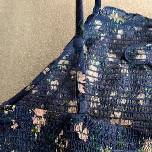 [S] American Eagle High Neck  Floral Smocked Romper Blue Peasant - Picture 5 of 10